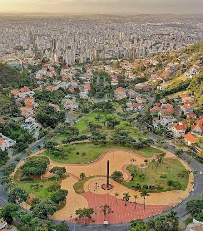 Praça- Governador- Israel- Pinheiro- (Praça- do- Papa)-regiao-noroeste-bh